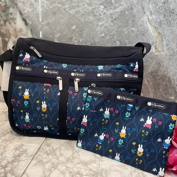 LeSportsac Japan x Miffy Deluxe Everyday Crossbody Bag Bundle with Pouch - Picture 2 of 11